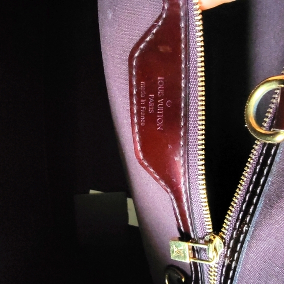 Louis Vuitton Amarante Monogram Vernis Wilshire MM Bag - Picture 6 of 13